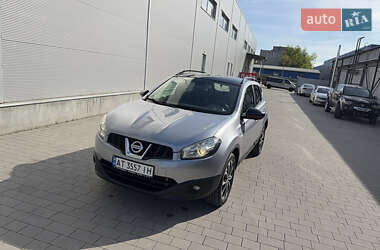 Внедорожник / Кроссовер Nissan Qashqai 2013 в 
