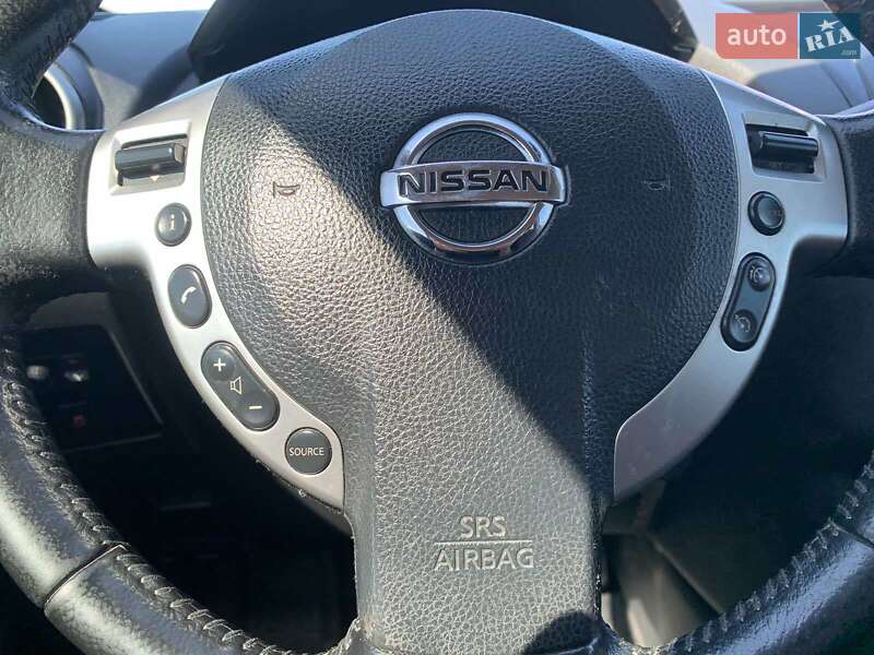 Внедорожник / Кроссовер Nissan Qashqai 2011 в Ивано-Франковске