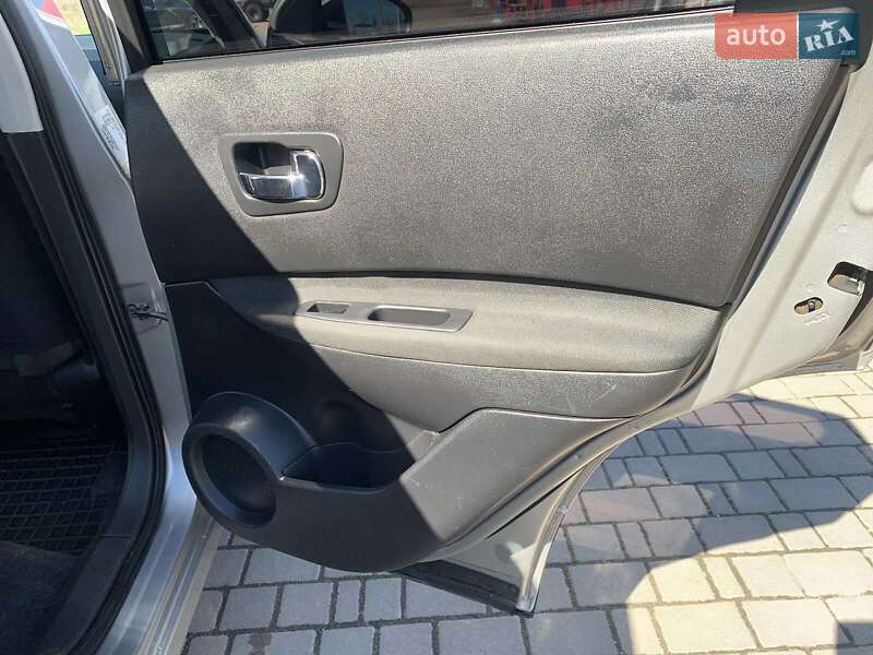 Внедорожник / Кроссовер Nissan Qashqai 2011 в Ивано-Франковске