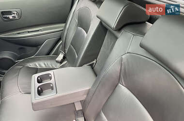 Позашляховик / Кросовер Nissan Qashqai 2010 в 