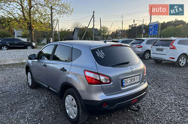 Внедорожник / Кроссовер Nissan Qashqai 2010 в 
