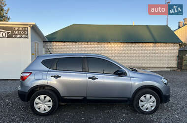 Внедорожник / Кроссовер Nissan Qashqai 2010 в 