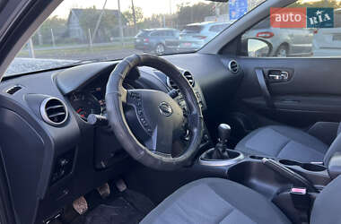 Внедорожник / Кроссовер Nissan Qashqai 2010 в 