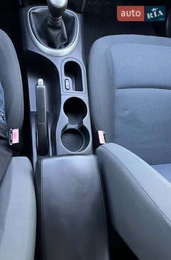 Внедорожник / Кроссовер Nissan Qashqai 2010 в 