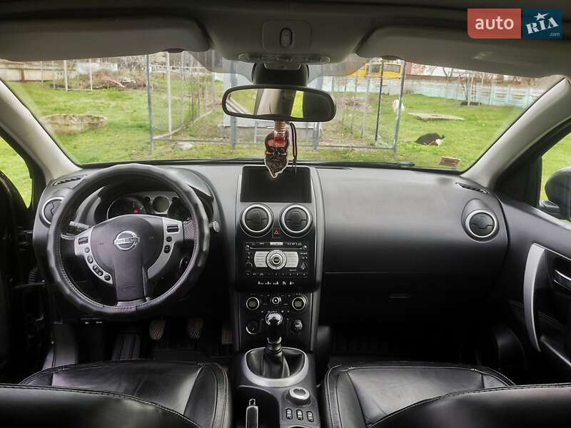 Позашляховик / Кросовер Nissan Qashqai 2007 в Захарівці