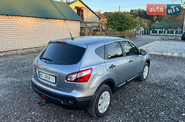 Внедорожник / Кроссовер Nissan Qashqai 2010 в 
