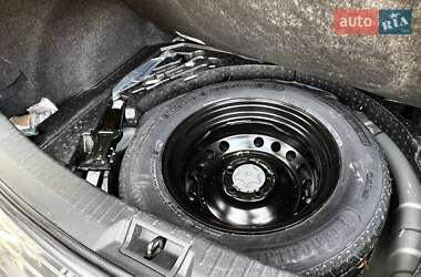Внедорожник / Кроссовер Nissan Qashqai 2011 в 