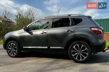 Внедорожник / Кроссовер Nissan Qashqai 2011 в 