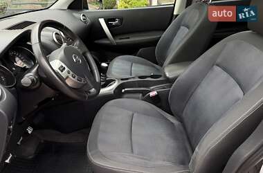 Внедорожник / Кроссовер Nissan Qashqai 2010 в 