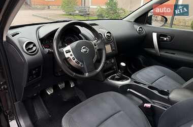 Внедорожник / Кроссовер Nissan Qashqai 2010 в 