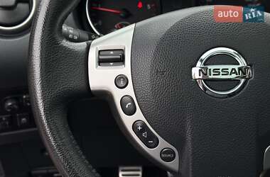 Внедорожник / Кроссовер Nissan Qashqai 2010 в 