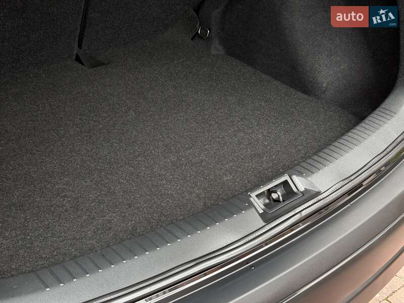 Позашляховик / Кросовер Nissan Qashqai 2010 в Стрию