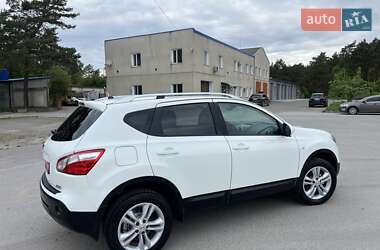 Позашляховик / Кросовер Nissan Qashqai 2011 в 