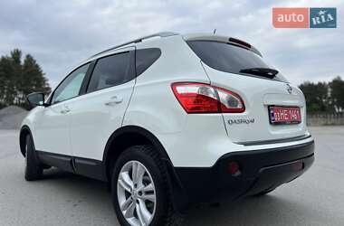 Позашляховик / Кросовер Nissan Qashqai 2011 в 