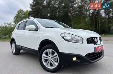 Позашляховик / Кросовер Nissan Qashqai 2011 в 