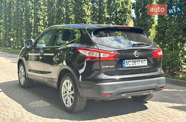 Позашляховик / Кросовер Nissan Qashqai 2016 в 