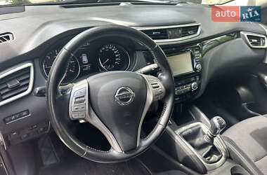 Позашляховик / Кросовер Nissan Qashqai 2016 в 