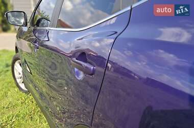 Позашляховик / Кросовер Nissan Qashqai 2015 в 