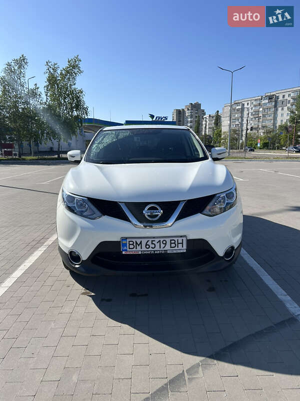 Внедорожник / Кроссовер Nissan Qashqai 2016 в Сумах