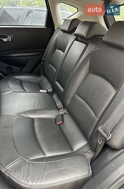 Позашляховик / Кросовер Nissan Qashqai 2007 в 