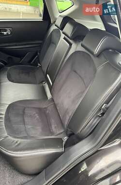 Внедорожник / Кроссовер Nissan Qashqai 2012 в 