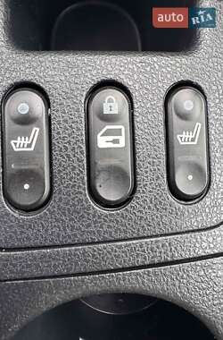 Внедорожник / Кроссовер Nissan Qashqai 2012 в 