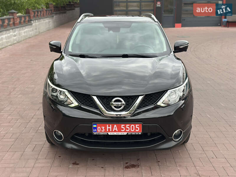 Внедорожник / Кроссовер Nissan Qashqai 2014 в Ровно
