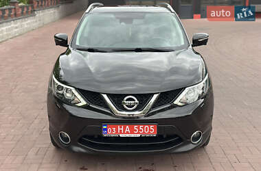 Позашляховик / Кросовер Nissan Qashqai 2014 в 