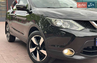 Позашляховик / Кросовер Nissan Qashqai 2014 в 