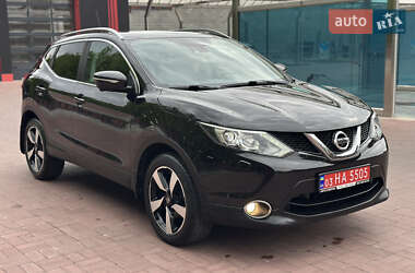 Позашляховик / Кросовер Nissan Qashqai 2014 в 