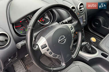 Позашляховик / Кросовер Nissan Qashqai 2011 в 