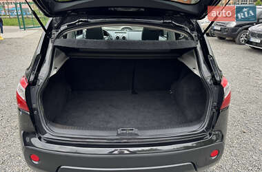 Позашляховик / Кросовер Nissan Qashqai 2011 в 