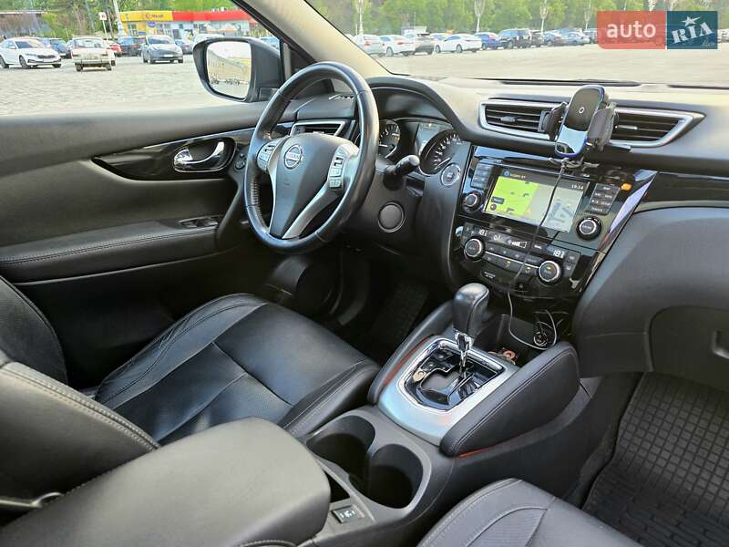 Внедорожник / Кроссовер Nissan Qashqai 2015 в Харькове