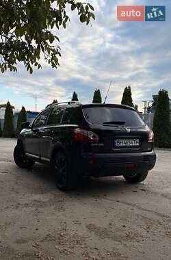 Внедорожник / Кроссовер Nissan Qashqai 2010 в 
