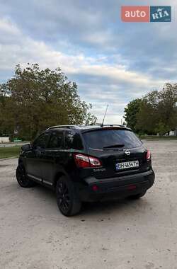 Внедорожник / Кроссовер Nissan Qashqai 2010 в 