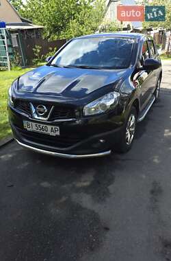 Позашляховик / Кросовер Nissan Qashqai 2013 в Полтаві