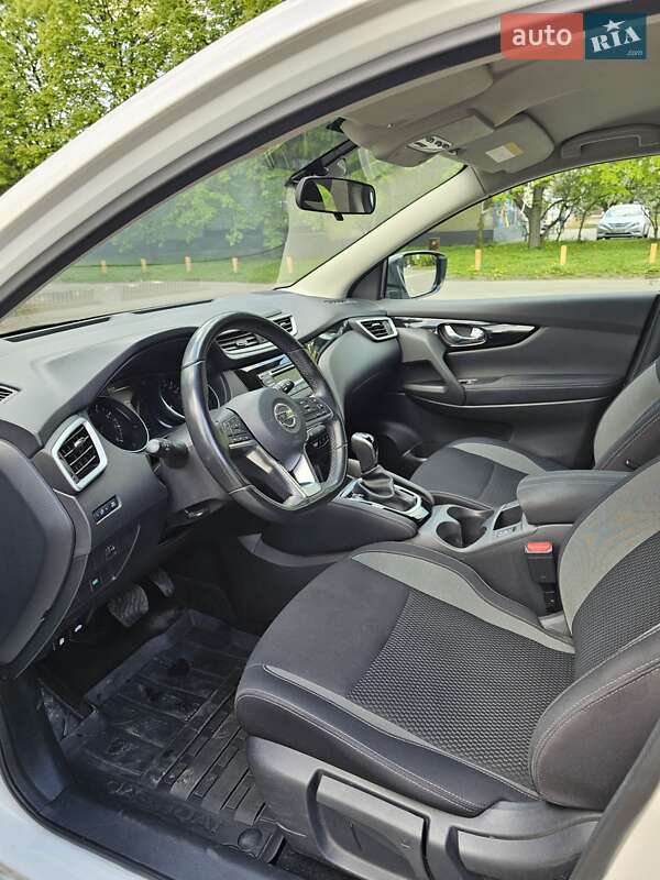 Внедорожник / Кроссовер Nissan Qashqai 2020 в Киеве