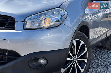 Позашляховик / Кросовер Nissan Qashqai 2013 в 