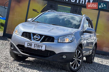 Позашляховик / Кросовер Nissan Qashqai 2013 в 