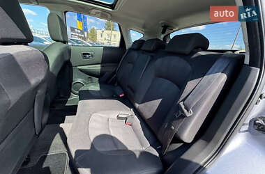 Позашляховик / Кросовер Nissan Qashqai 2013 в 