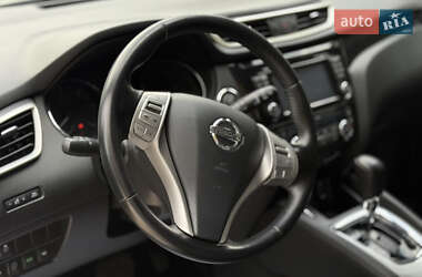 Внедорожник / Кроссовер Nissan Qashqai 2015 в 