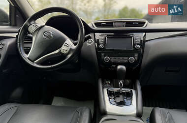 Внедорожник / Кроссовер Nissan Qashqai 2015 в 