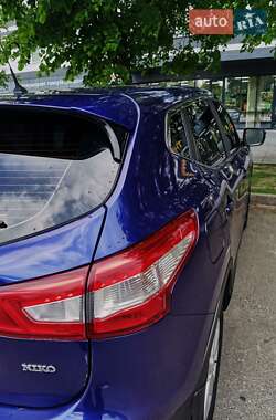 Внедорожник / Кроссовер Nissan Qashqai 2014 в 