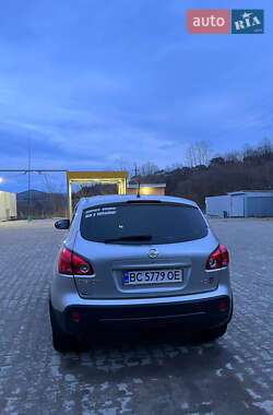 Внедорожник / Кроссовер Nissan Qashqai 2008 в 