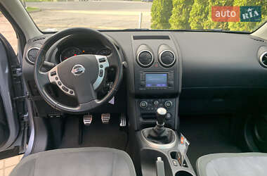 Позашляховик / Кросовер Nissan Qashqai 2010 в 