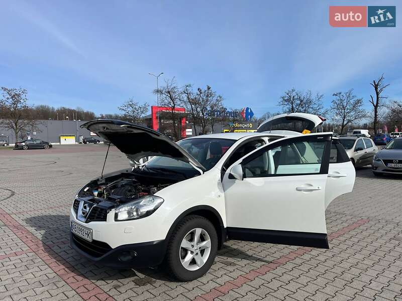 Внедорожник / Кроссовер Nissan Qashqai 2013 в Виннице