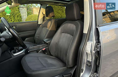 Позашляховик / Кросовер Nissan Qashqai 2011 в 