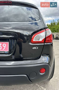 Внедорожник / Кроссовер Nissan Qashqai 2013 в 