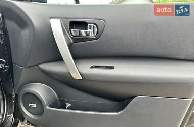Внедорожник / Кроссовер Nissan Qashqai 2013 в 