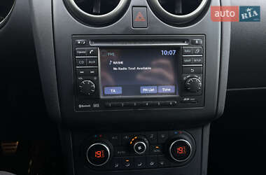 Внедорожник / Кроссовер Nissan Qashqai 2011 в 